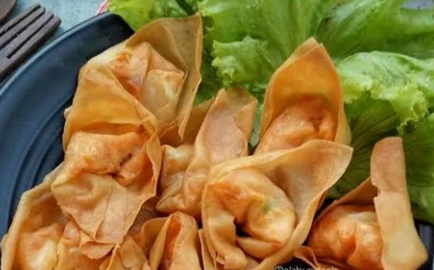 Nyi Wonton: Rasa Hangat yang Menggoda di Jantung Cilacap
